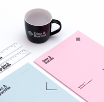 Díez&Bonilla rebranding. Un proyecto de Br, ing e Identidad, Diseño gráfico e Infografía de relajaelcoco - 15.11.2017