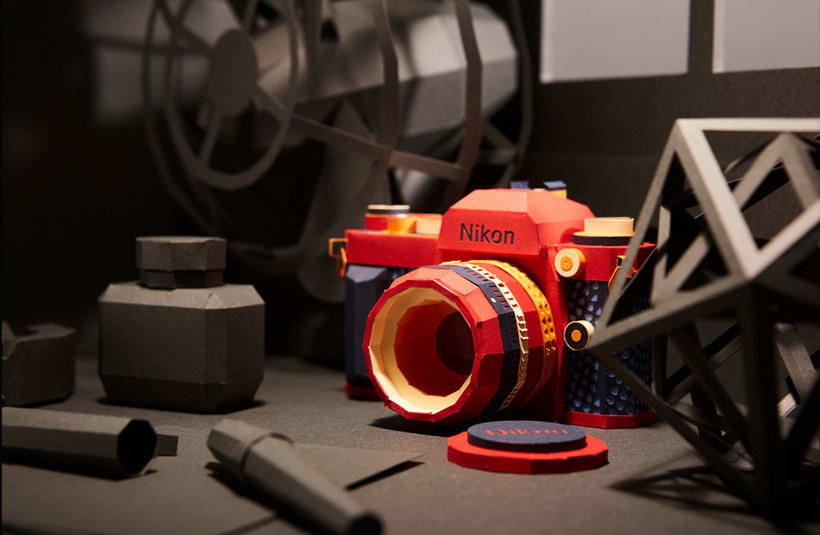 Réplicas de cámaras fotográficas hechas con papel 21